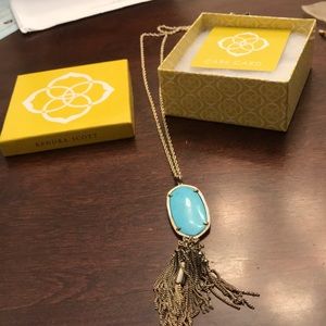 Kendra Scott necklace